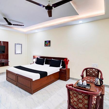 Hotel O Nova Resorts & Luxury Farm Raebareli ภายนอก รูปภาพ